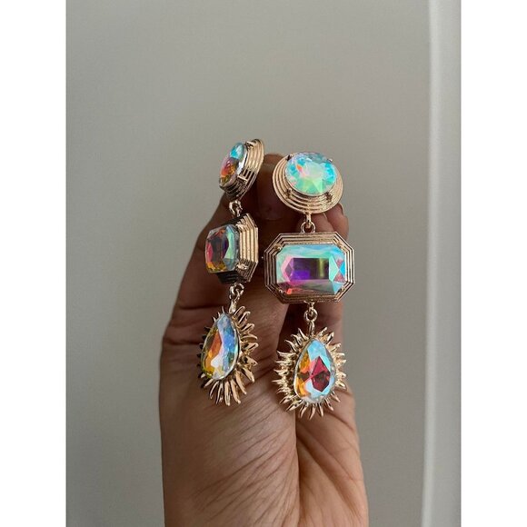 Long Aurora borealis earrings iridescent rainbow big gold clear rhinestone - Picture 1 of 10